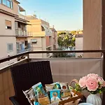-200 M Dalla Metro A Subaugusta B&B 로마
