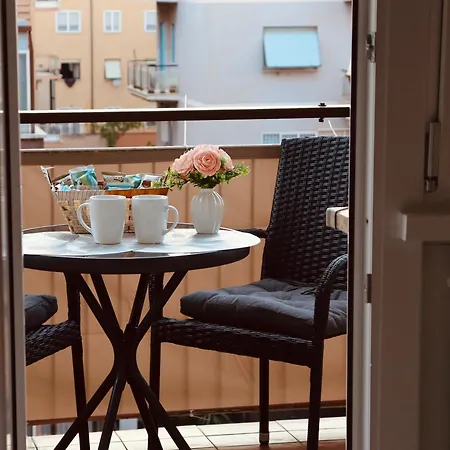 Bed and breakfast - 200m Dalla Metro A Subaugusta Roma