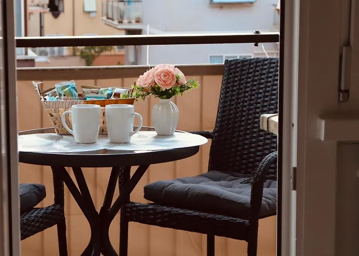 Bed and breakfast - 200m Dalla Metro A Subaugusta Roma